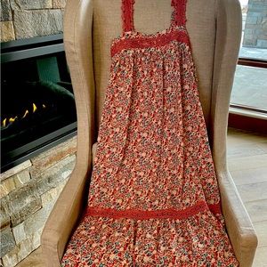 Dainty floral maxi.  Never been worn.